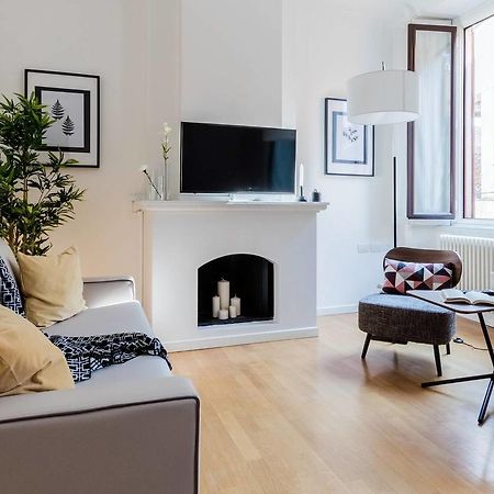 Joivy Lovely Flat For 5 Close To Sforzesco Castle Milan Exterior photo