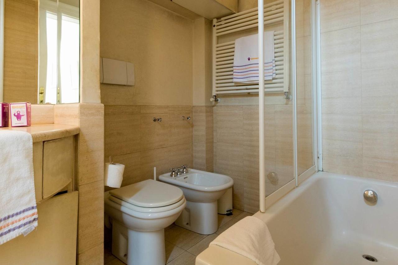 Joivy Lovely Flat For 5 Close To Sforzesco Castle Milan Exterior photo
